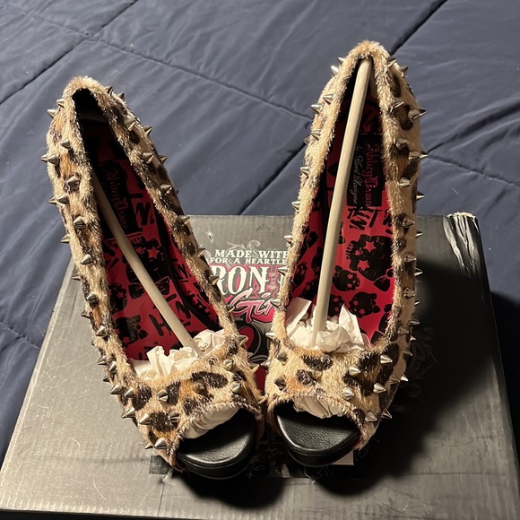 Iron Fist Abbey Dawn by Avril Lavigne spiked heels! - Picture 2 of 9